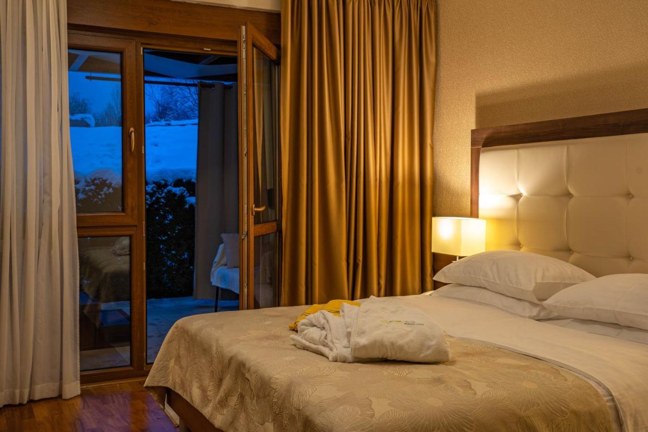 Hotel Degenija Seliste Dreznicko Bagian luar foto